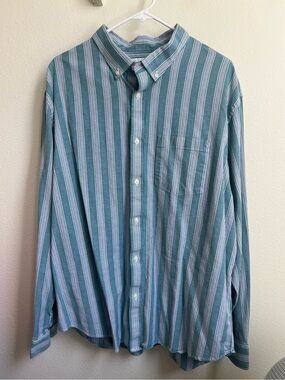 Old-Navy Men's Button Up Shirt